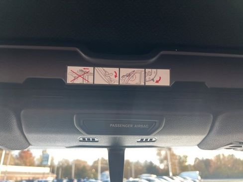 Used 2021 Jeep Wrangler Sport S image 17