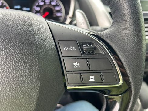 Used 2024 Mitsubishi Eclipse Cross SEL image 14