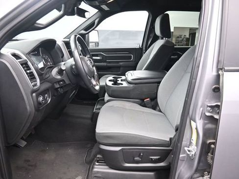 Used 2024 RAM 2500 Big Horn w/ Safety Group AWD/4WD image 19
