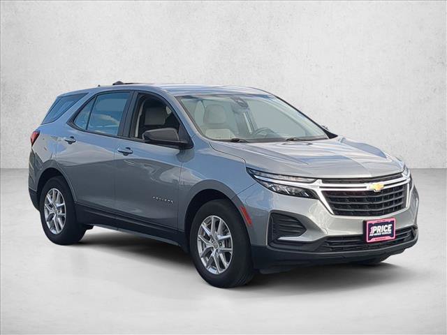 Used 2024 Chevrolet Equinox LS FWD image 3