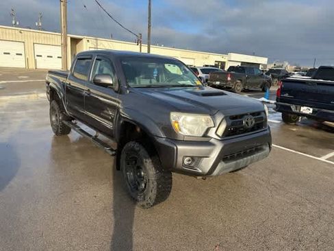 Used 2015 Toyota Tacoma 4x4 Double Cab image 22