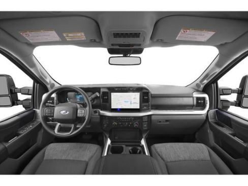 Used 2024 Ford F250 XLT image 8