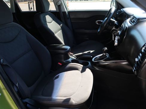 Used 2019 Kia Soul image 9