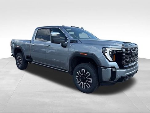New 2026 GMC Sierra 2500 Denali Ultimate AWD/4WD image 7