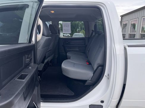 Used 2014 RAM 2500 Tradesman w/ Chrome Appearance Group AWD/4WD image 22