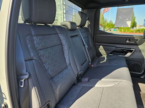 Used 2025 Toyota Tundra Limited w/ TRD Off-Road Package AWD/4WD image 17