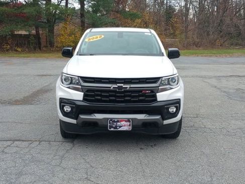 Used 2022 Chevrolet Colorado Z71 image 2