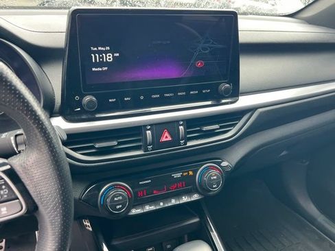 Certified 2024 Kia Forte GT-Line FWD image 17