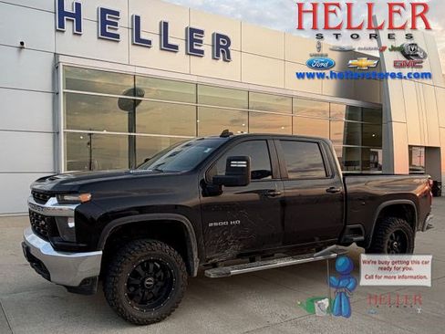 Used 2023 Chevrolet Silverado 2500 LT AWD/4WD image 1