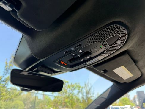 Certified 2025 Porsche Cayenne Turbo image 17