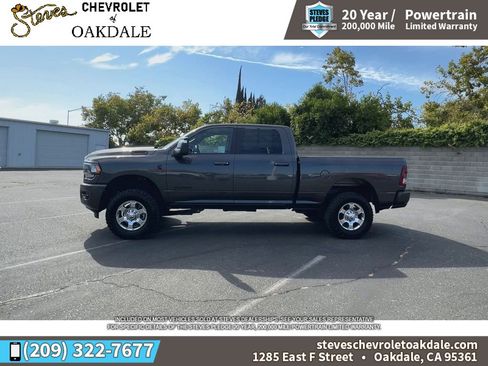 Used 2024 RAM 2500 Big Horn w/ Night Edition AWD/4WD image 7