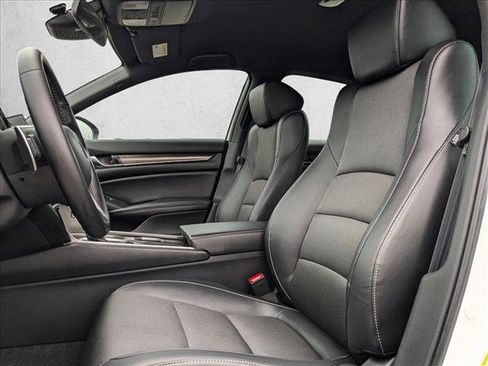 Used 2022 Honda Accord Sport image 11