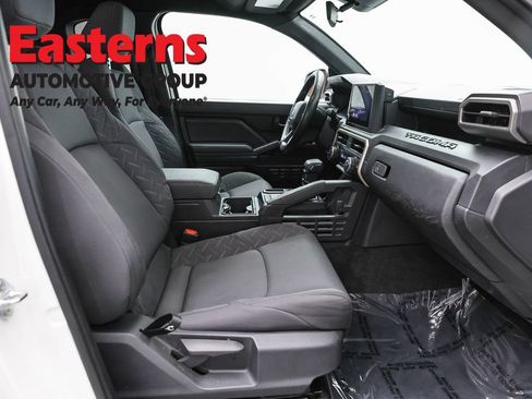 Used 2024 Toyota Tacoma SR RWD image 20