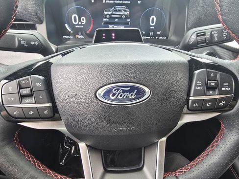 Used 2025 Ford Explorer ST-Line w/ Premium Package AWD/4WD image 18