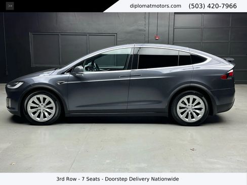 Used 2018 Tesla Model X 100D image 4