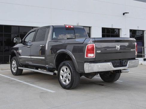 Used 2018 RAM 2500 Laramie w/ Convenience Group AWD/4WD image 7