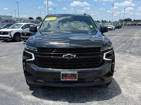 Used 2023 Chevrolet Suburban RST w/ Sport Performance Package AWD/4WD image 40