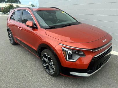Certified 2023 Kia Niro EX Touring