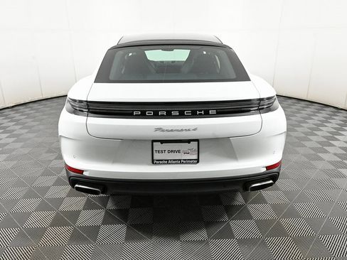 New 2025 Porsche Panamera 4 image 31