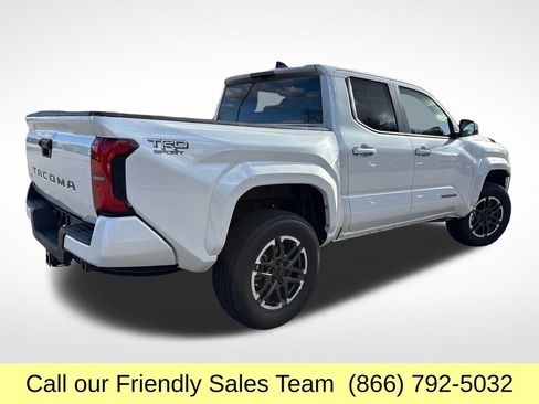 New 2025 Toyota Tacoma TRD Sport image 5