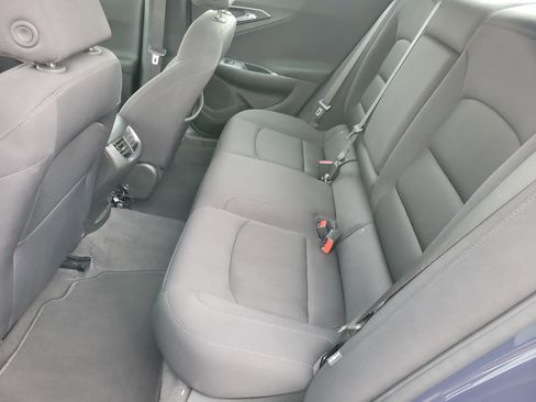 Used 2025 Chevrolet Malibu LT image 8