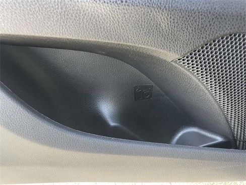 Used 2021 Toyota Camry LE image 20