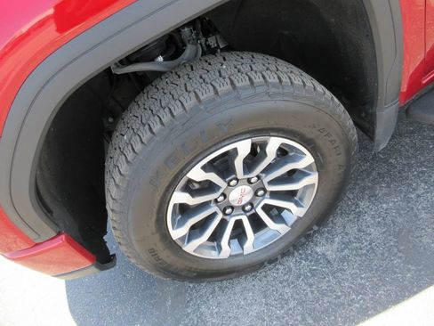 Certified 2022 GMC Sierra 1500 AT4 w/ AT4 Premium Package AWD/4WD image 15