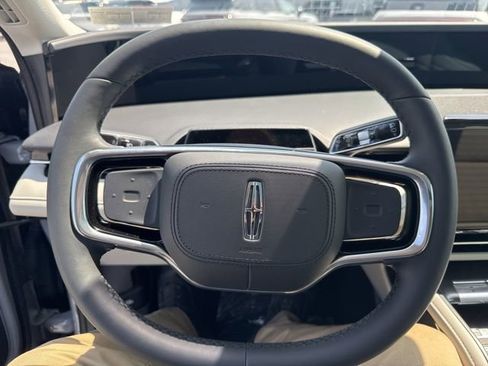 Used 2026 Lincoln Nautilus Premier w/ Equipment Group 102A image 15