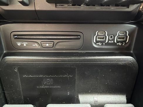 Used 2019 RAM 1500 Limited AWD/4WD image 42