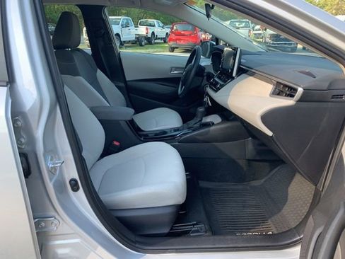 Used 2020 Toyota Corolla LE FWD image 15