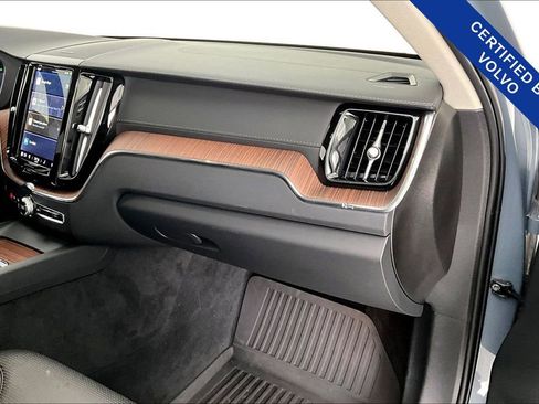 Certified 2023 Volvo XC60 B5 Ultimate w/ Climate Package image 22
