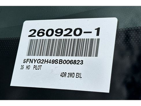 Certified 2025 Honda Pilot EX-L image 57