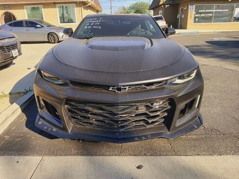 Used 2017 Chevrolet Camaro ZL1 RWD image 6