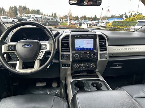 Certified 2020 Ford F350 Lariat image 6