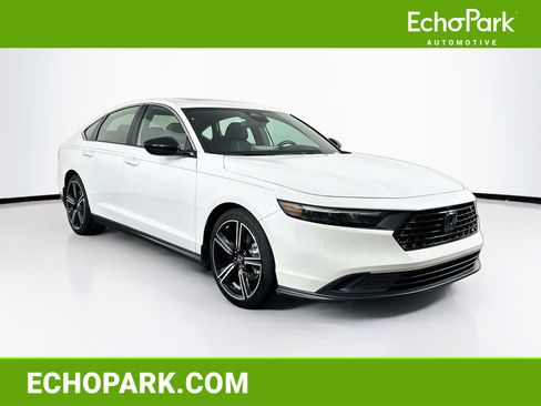 Used 2023 Honda Accord Sport image 1