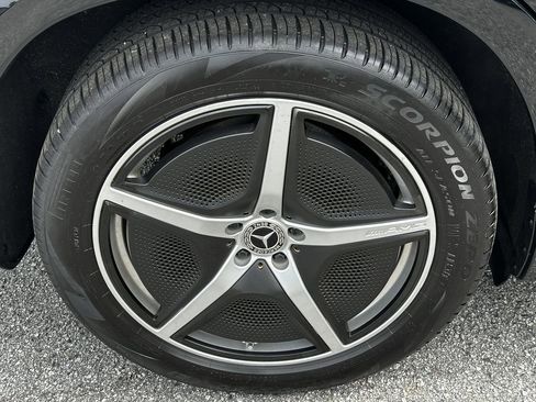 Certified 2023 Mercedes-Benz EQS 580 4MATIC SUV image 20