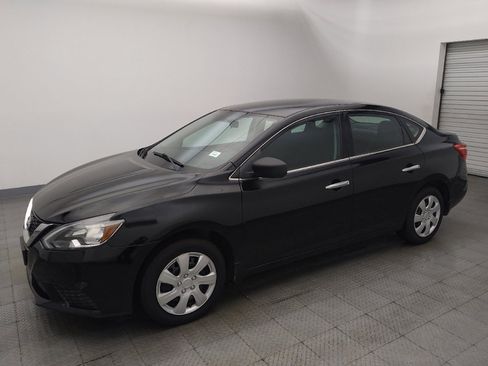 Used 2019 Nissan Sentra S FWD image 2