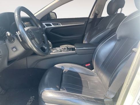 Used 2017 Genesis G80 3.8 w/ Option Group 03 image 9