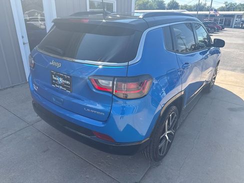 Used 2024 Jeep Compass Limited w/ Elite Group image 3