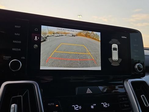 Used 2023 Kia Sorento EX image 24
