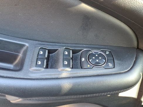 Used 2023 Ford Edge SEL image 19