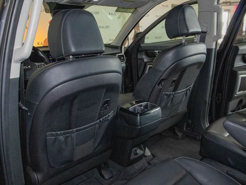 Used 2025 Kia Telluride S AWD/4WD image 10
