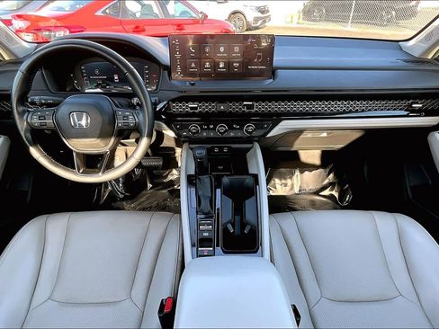 Used 2025 Honda Accord EX-L image 16