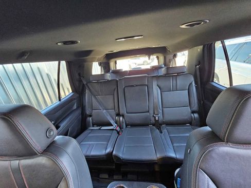 Used 2022 Chevrolet Tahoe RST image 15