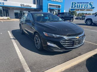 Used 2023 Chevrolet Malibu LT image 1