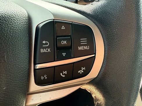 Used 2021 Ford Explorer XLT w/ Equipment Group 202A AWD/4WD image 35