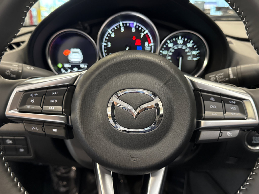 New 2026 MAZDA MX-5 Miata RF Grand Touring RWD image 7