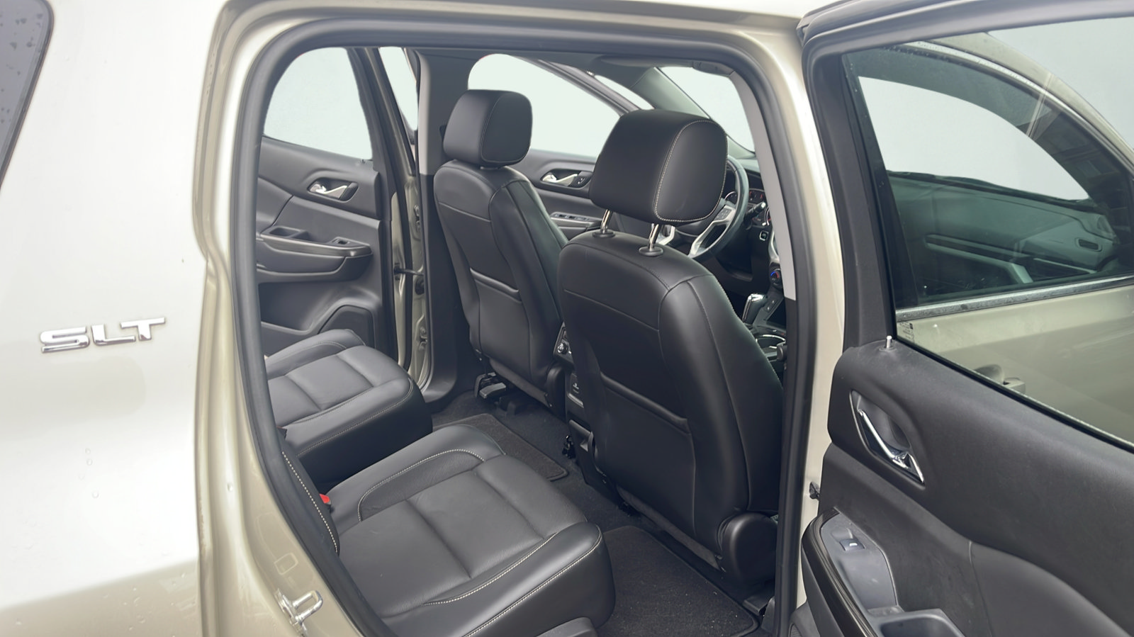 Used 2017 GMC Acadia SLT AWD/4WD image 17