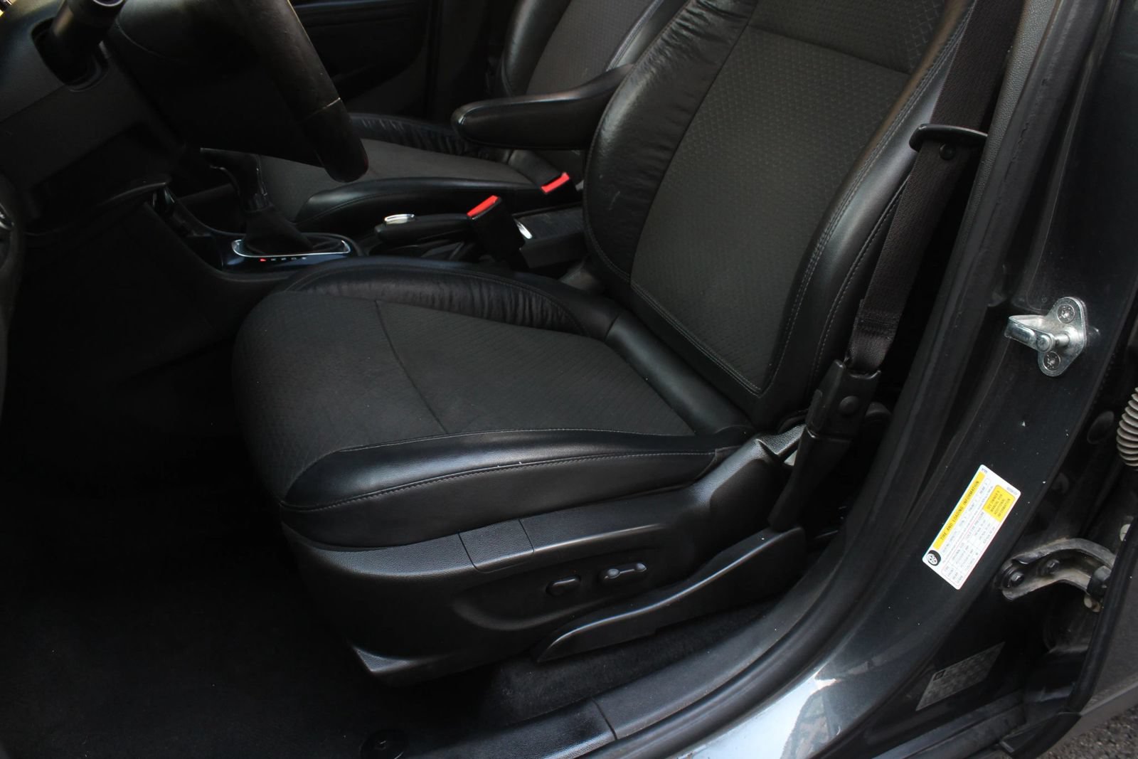 Used 2017 Buick Encore Sport Touring FWD image 17
