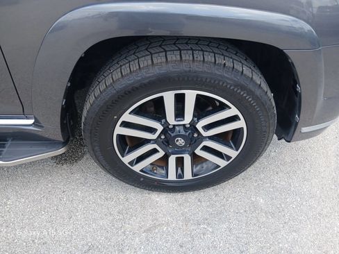 Used 2016 Toyota 4Runner Limited AWD/4WD image 21